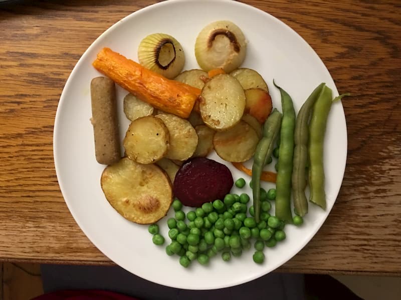 烤甜菜根上菜 烤甜菜根上菜