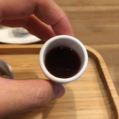 過年那次喝到的是黑米茶，老闆說黑米成本較高，結果客人比較喜歡糙米茶