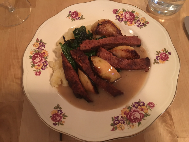 vegan素胸肉+馬鈴薯泥+烤梨子 Canada Quebec vegan seitan breast
