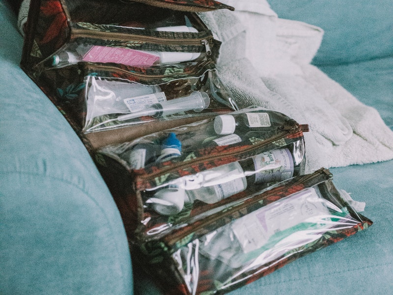 帶上自己常用的用品去旅行吧 green hotel_travel kit