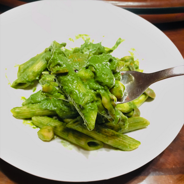 地瓜葉青醬筆管麵 地瓜葉青醬筆管麵