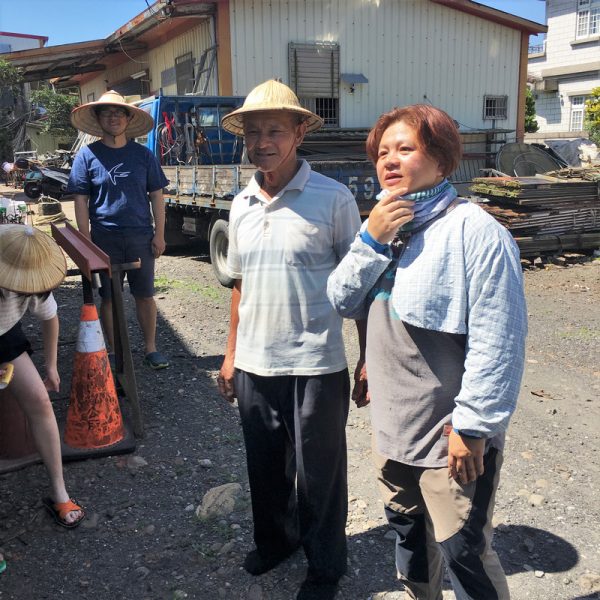 陳阿公與小鶹 陳阿公與小鶹