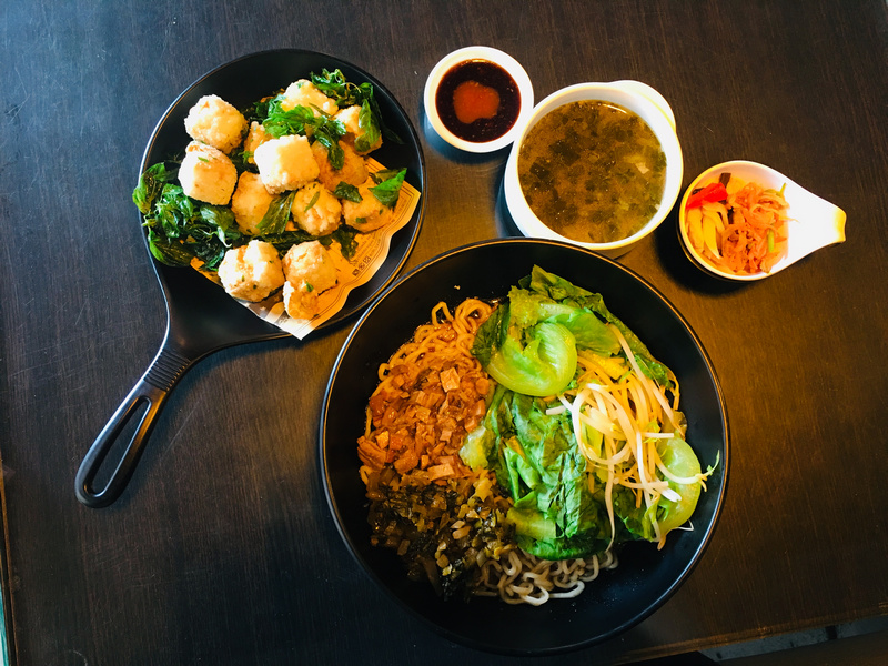 招牌乾拌麵+炸豆腐