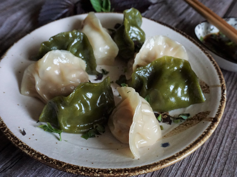 用電鍋蒸冷凍水餃