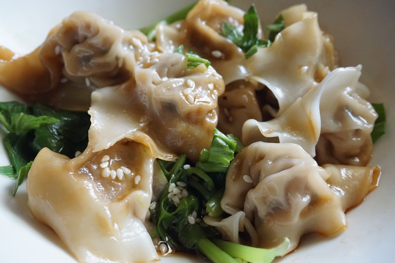 蔬食紅油炒手_蔬香世家塔香餛飩 蔬食紅油炒手_蔬香世家塔香餛飩