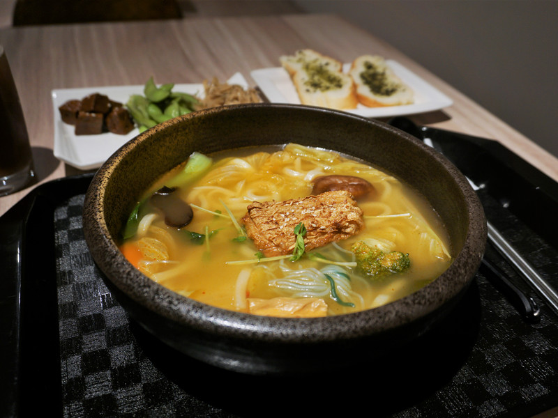 宜蘭羅東蔬食_舒食空間_泰式拉麵套餐 宜蘭羅東蔬食_舒食空間_泰式拉麵套餐