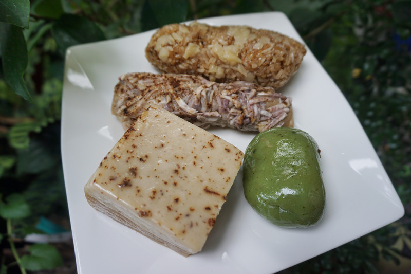 羅東聖母醫院對面攤車_素食蔬食草仔粿 羅東聖母醫院對面攤車_素食蔬食草仔粿