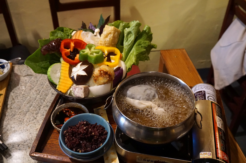 宜蘭_古厝_有蟲咬物文創餐屋_紅茶火鍋