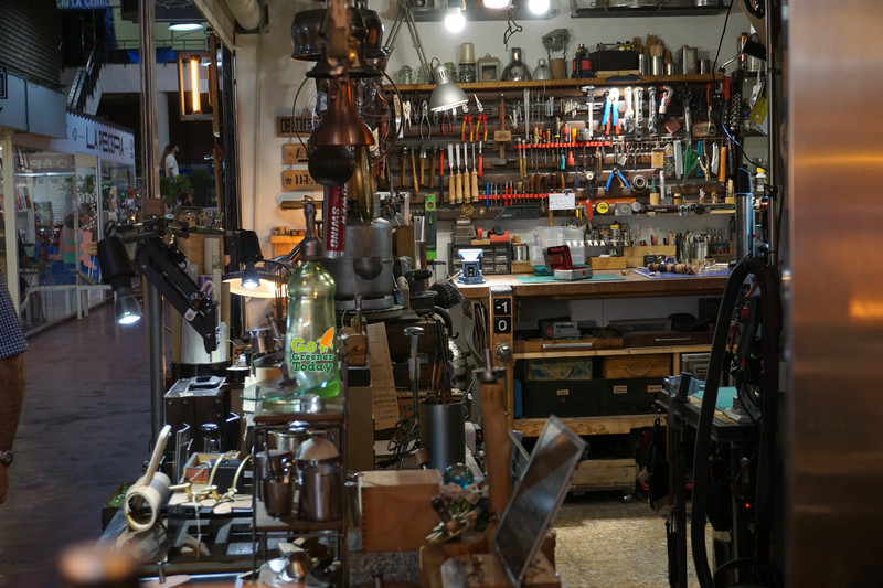 西班牙馬德里當地市場_大麥市場_維修商店upcycle 西班牙馬德里當地市場_大麥市場_維修商店upcycle