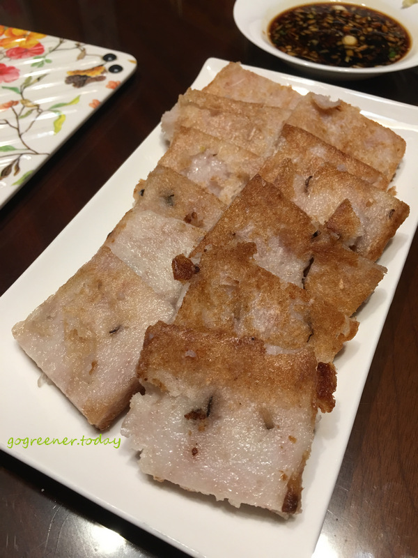 用自己種的芋頭做芋頭糕 用自己種的芋頭做芋頭糕