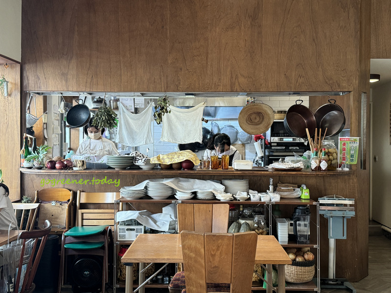 高雄綠色咖啡廳龜時間