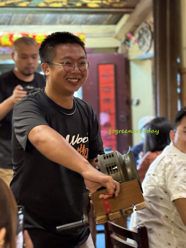 宜蘭冬山找茶小旅行_灶的多元宇宙_有蟲咬物文創餐屋_聽老闆介紹文物說故事 宜蘭冬山找茶小旅行_灶的多元宇宙_有蟲咬物文創餐屋_聽老闆介紹文物說故事