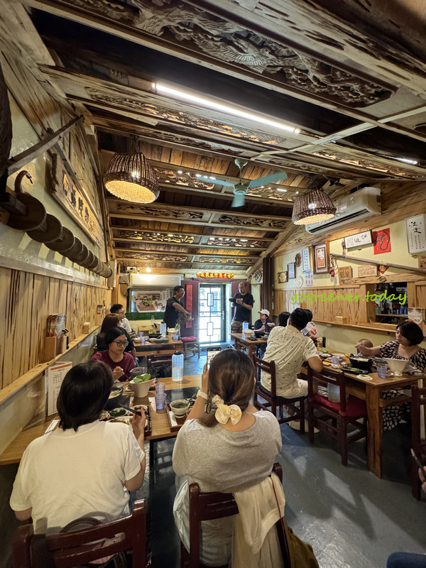 宜蘭冬山找茶小旅行_灶的多元宇宙_有蟲咬物文創餐屋_聽老闆介紹文物說故事 宜蘭冬山找茶小旅行_灶的多元宇宙_有蟲咬物文創餐屋_聽老闆介紹文物說故事