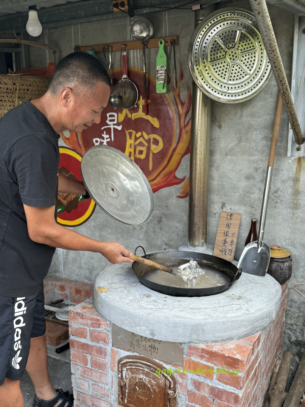 宜蘭冬山找茶小旅行_灶的多元宇宙_有蟲咬物文創餐屋_用傳統大灶煮出的白粉圓 宜蘭冬山找茶小旅行_灶的多元宇宙_有蟲咬物文創餐屋_用傳統大灶煮出的白粉圓